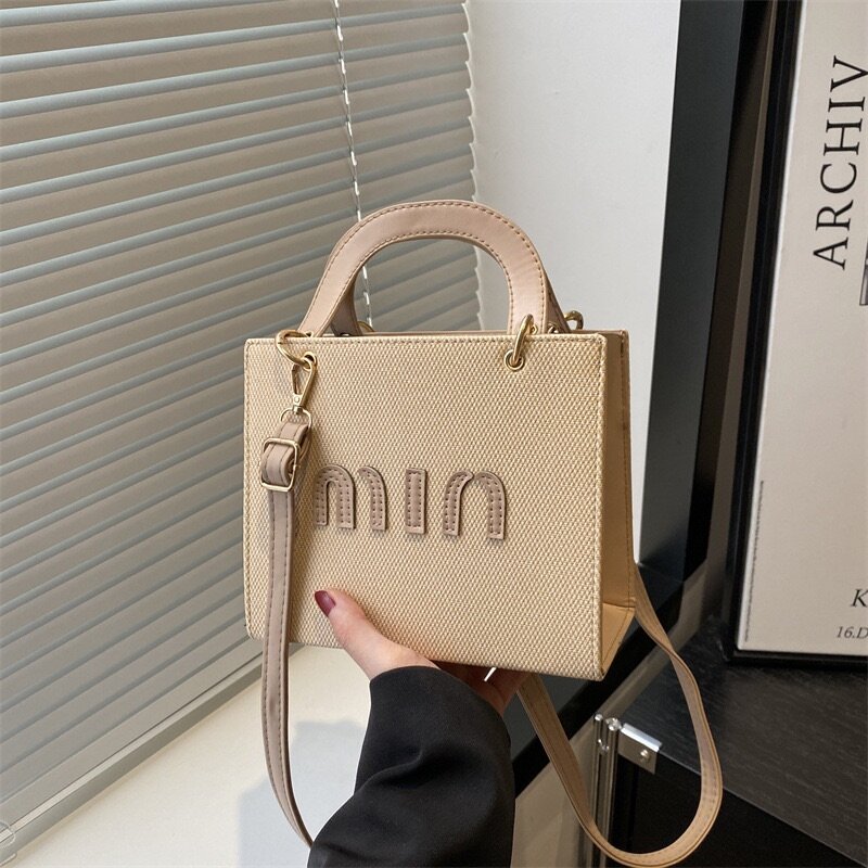 Sac à main tendance en toile