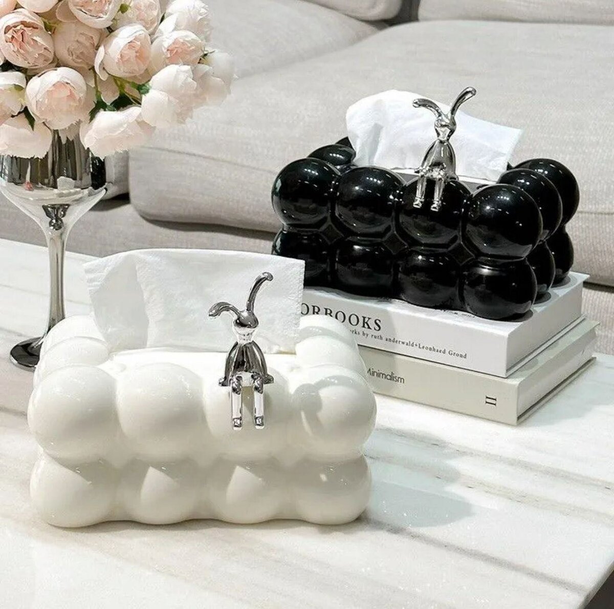 Tissue Holder