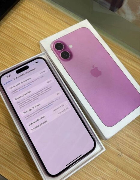 iPhone 16simple