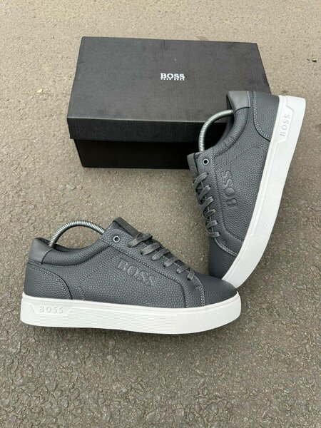 Sneakers en cuir BOSS élégants