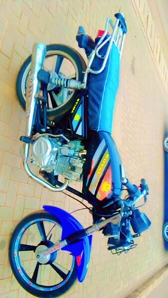 Royal 125