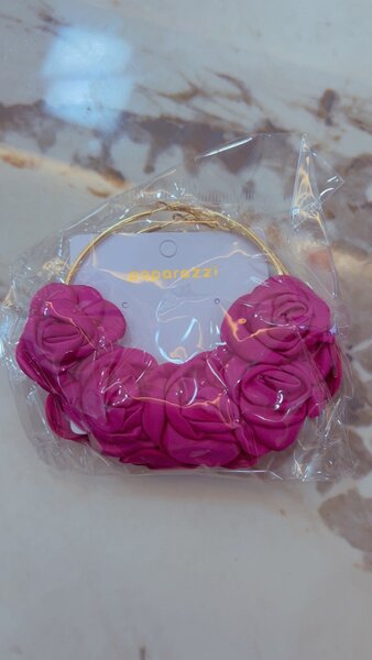 Boucle d'oreille en fleur