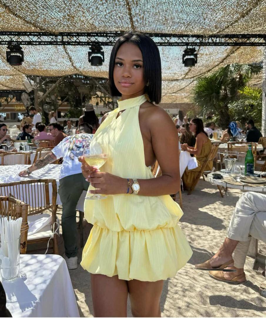 Robe d'été jaune sans manches