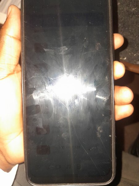 Infinix hot 9. 32gb