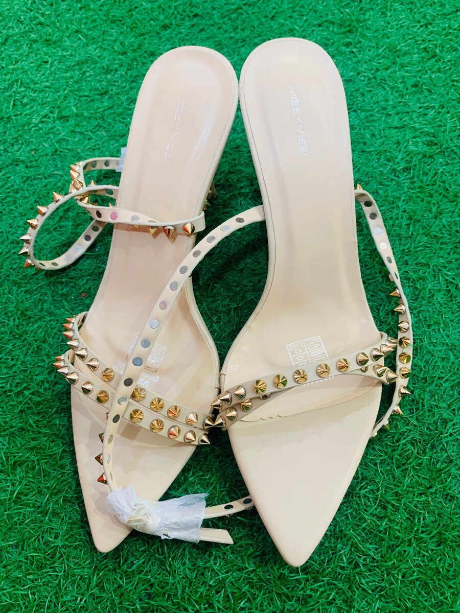 Ladies heels