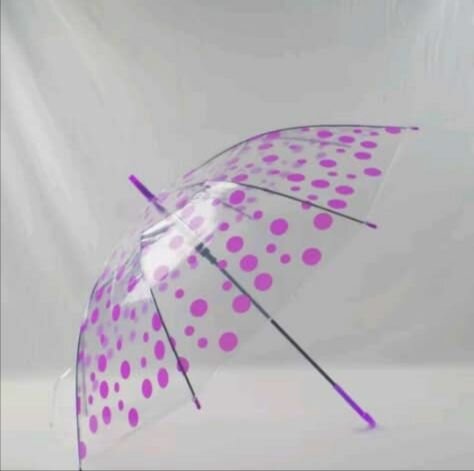 Parapluie transparent à pois