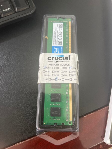 Mémoire ram crucial 8go