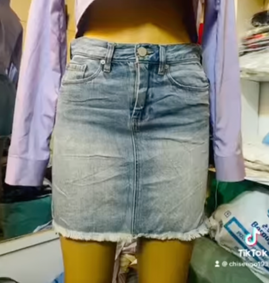 Classical denim mini skirt