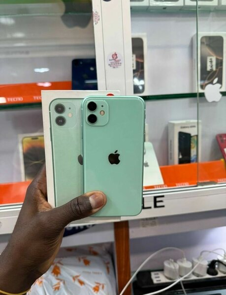iPhone 11 vert 64 Go débloqué