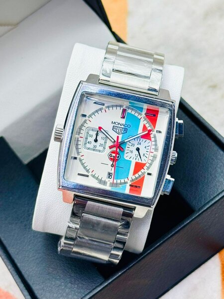 Montre monaco