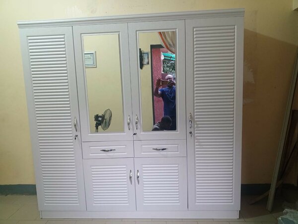 Armoire