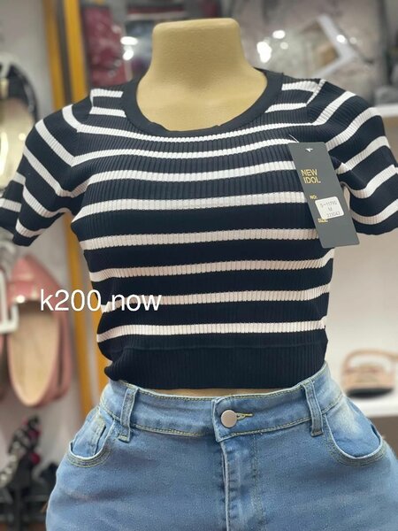 Ladies crop top