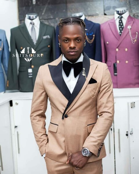 Elegant men's suit 