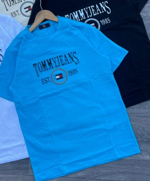 T-shirt light blue