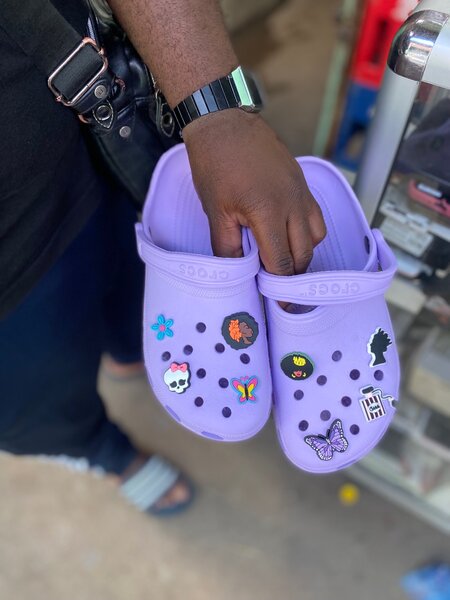 CLASSIC CROCS
