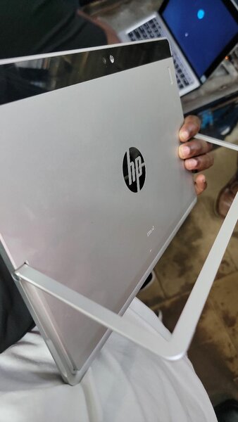 Laptop tablet