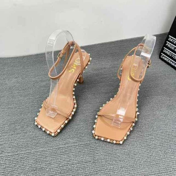 Heels sandals