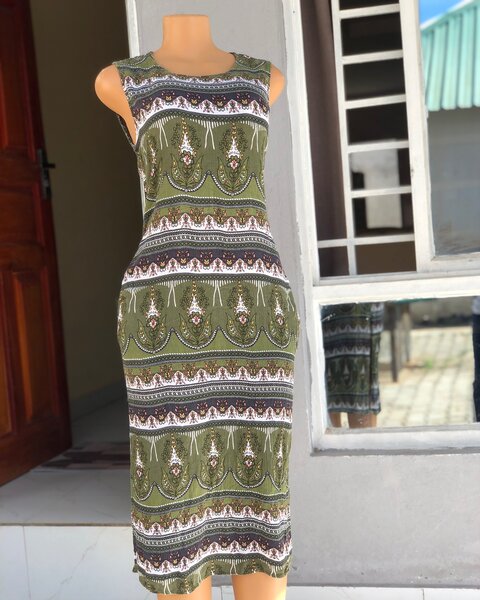 green dress