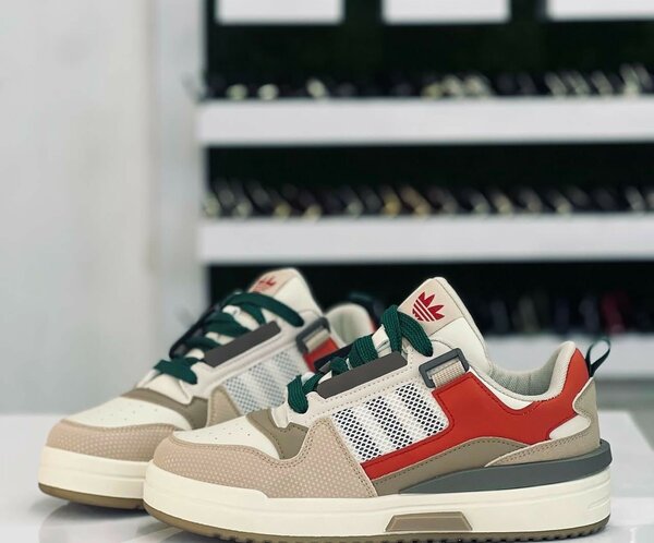 ADIDAS CLASSIC