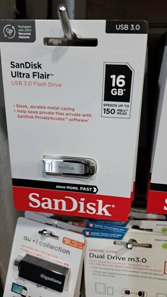 SanDisk Ultra Flair USB 3.0 16GB