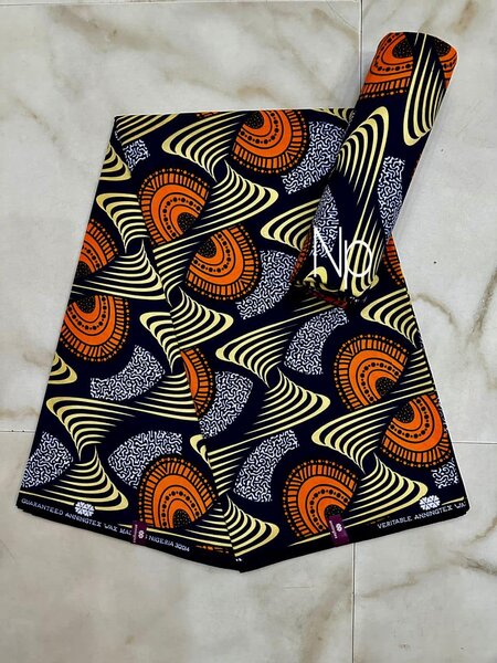 Tissu jaune orange
