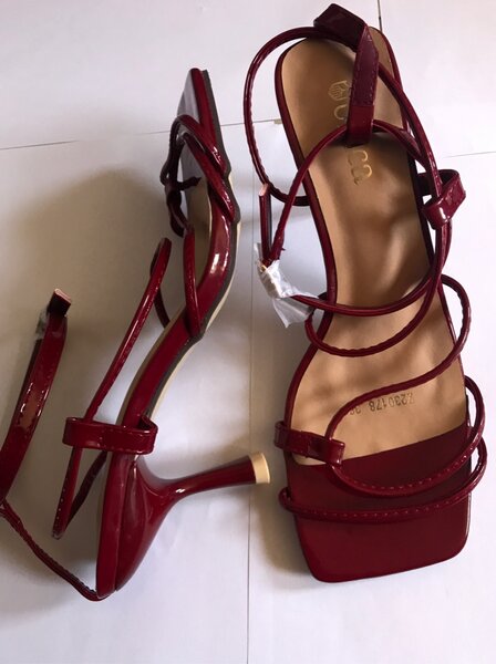 Available in Meroon
