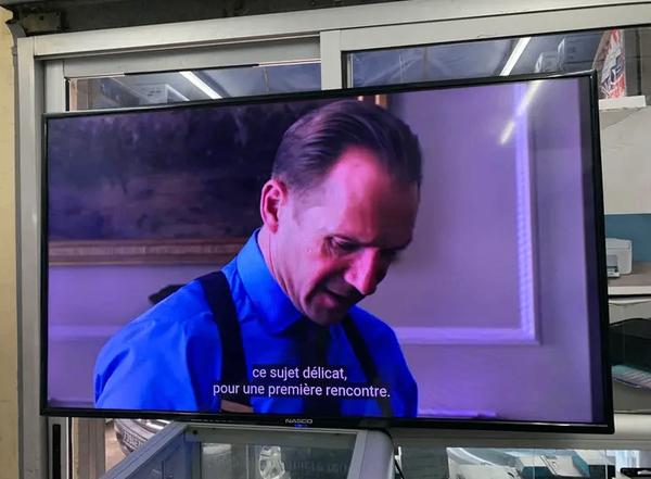 Télévision LED Full HD 43"
