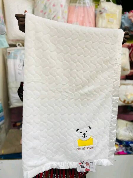 Baby shawl