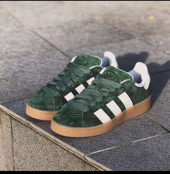 Adidas campus
