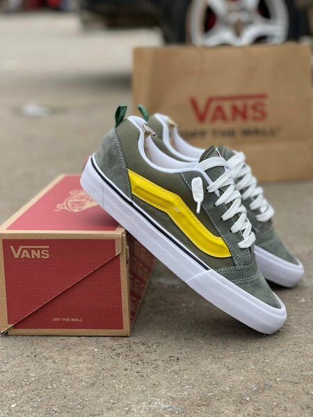 Vans knu skool