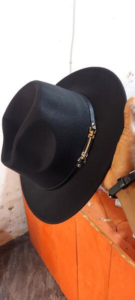 Chapeaux neufs