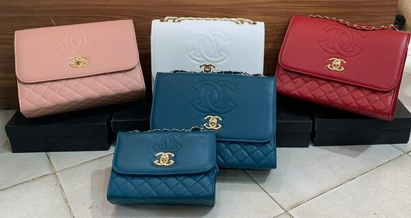 Hand bag's