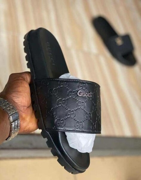 Men Gucci sandals