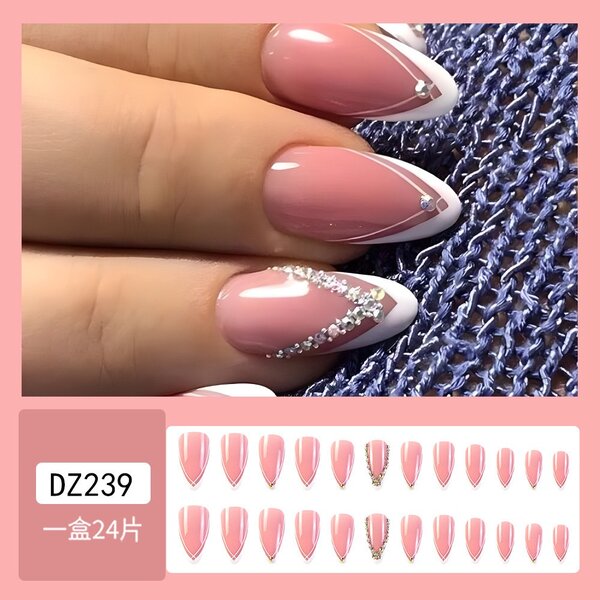 Press on nails