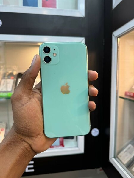 iPhone 11 64g