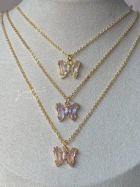 Collier papillon en strass