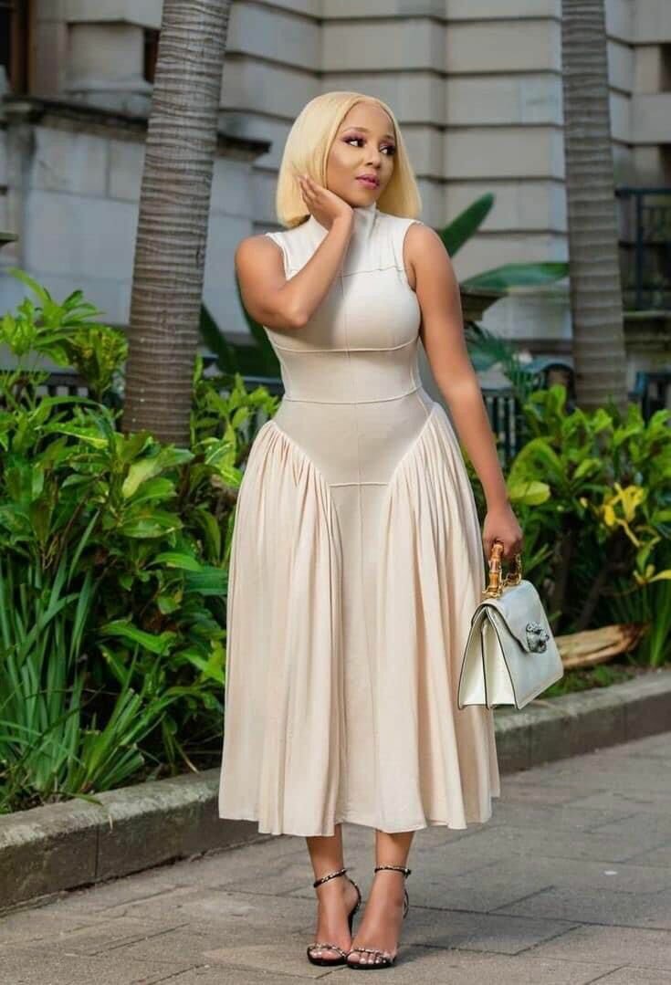 Robe élégante sans manches