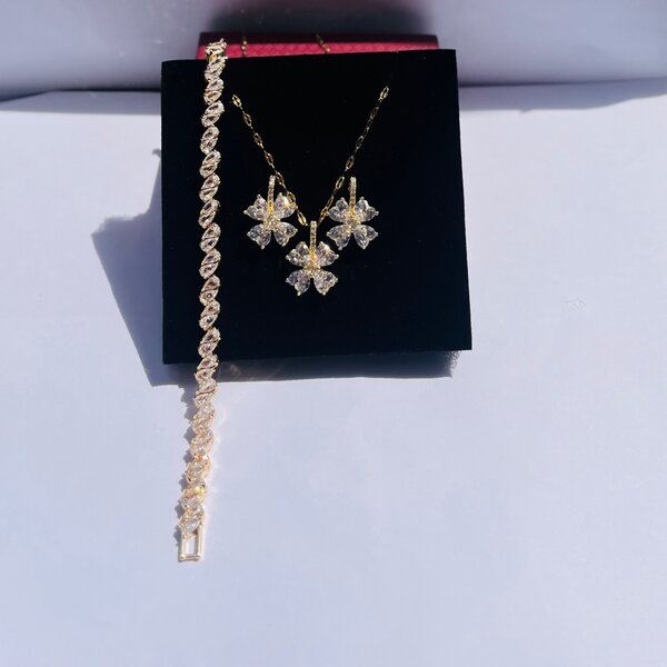 Necklace and bracelet