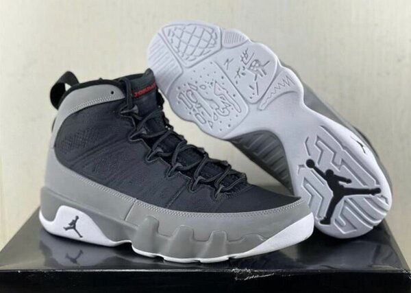 AIR JORDAN 9 RETRO