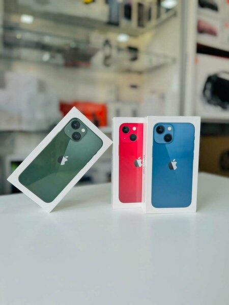 BRAND NEW IPHONE 13