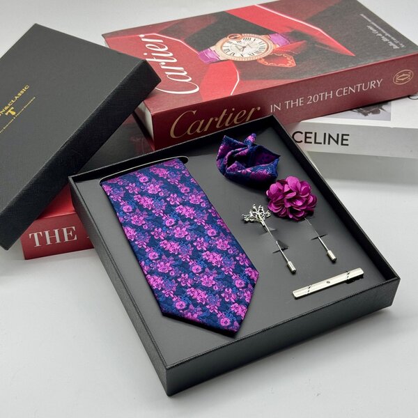 Tie set