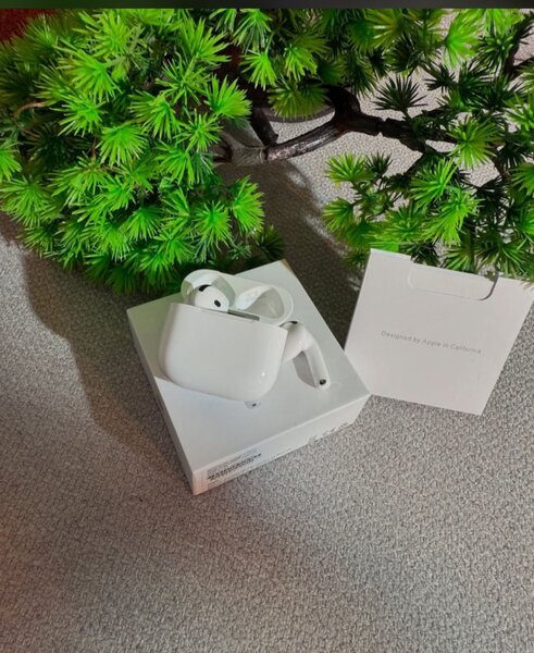 AirPod 4