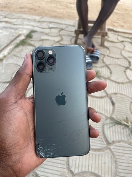 iPhone 11 Pro