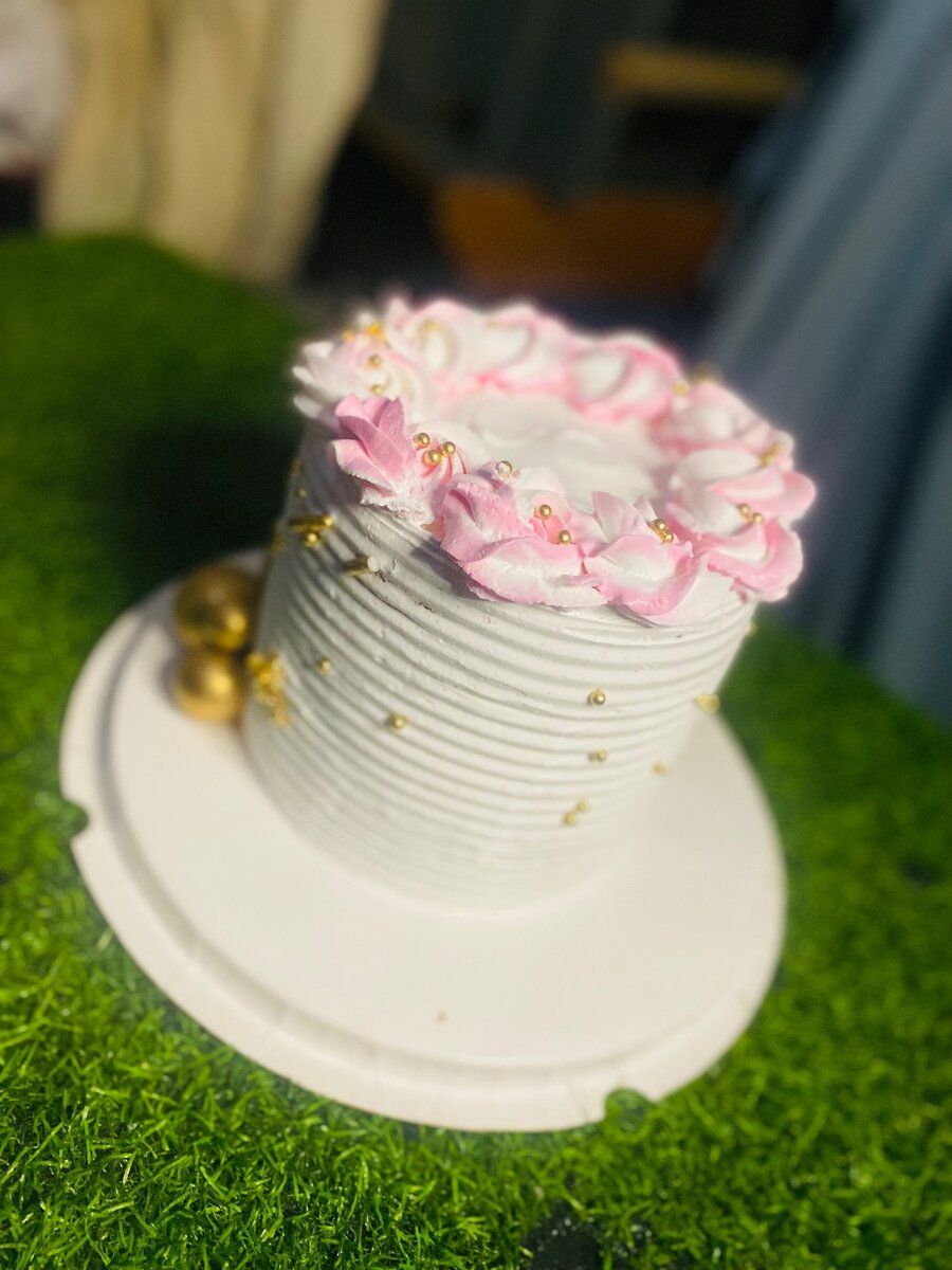 Cakes and pastries