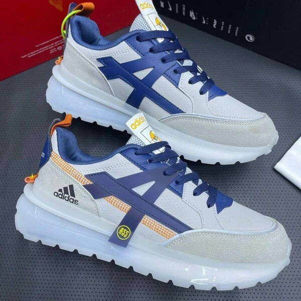 Adidas Sneakers
