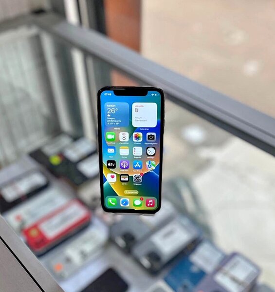 iPhone X