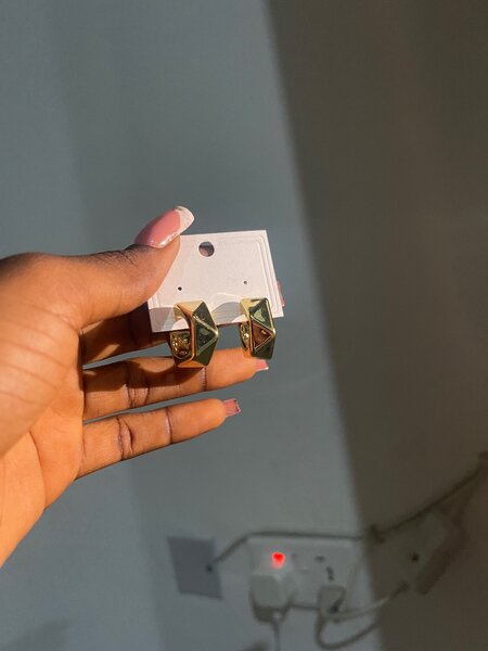 Gold earrings