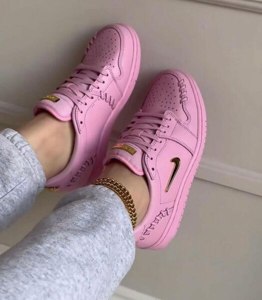 AIR JORDAN 1 low