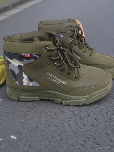 Bottes élégant homme vert
