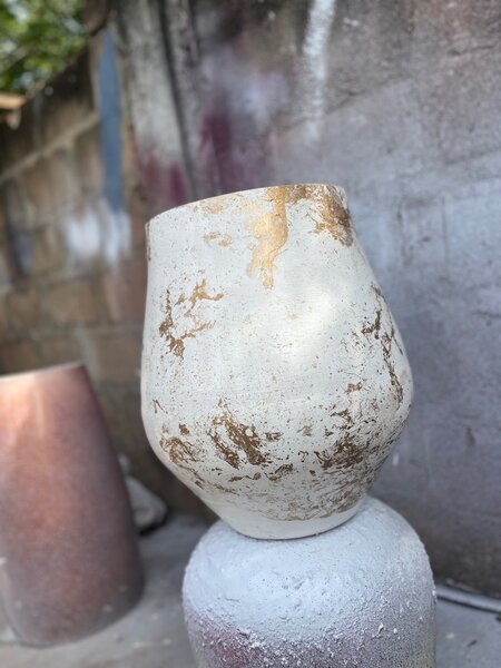 Flower pot